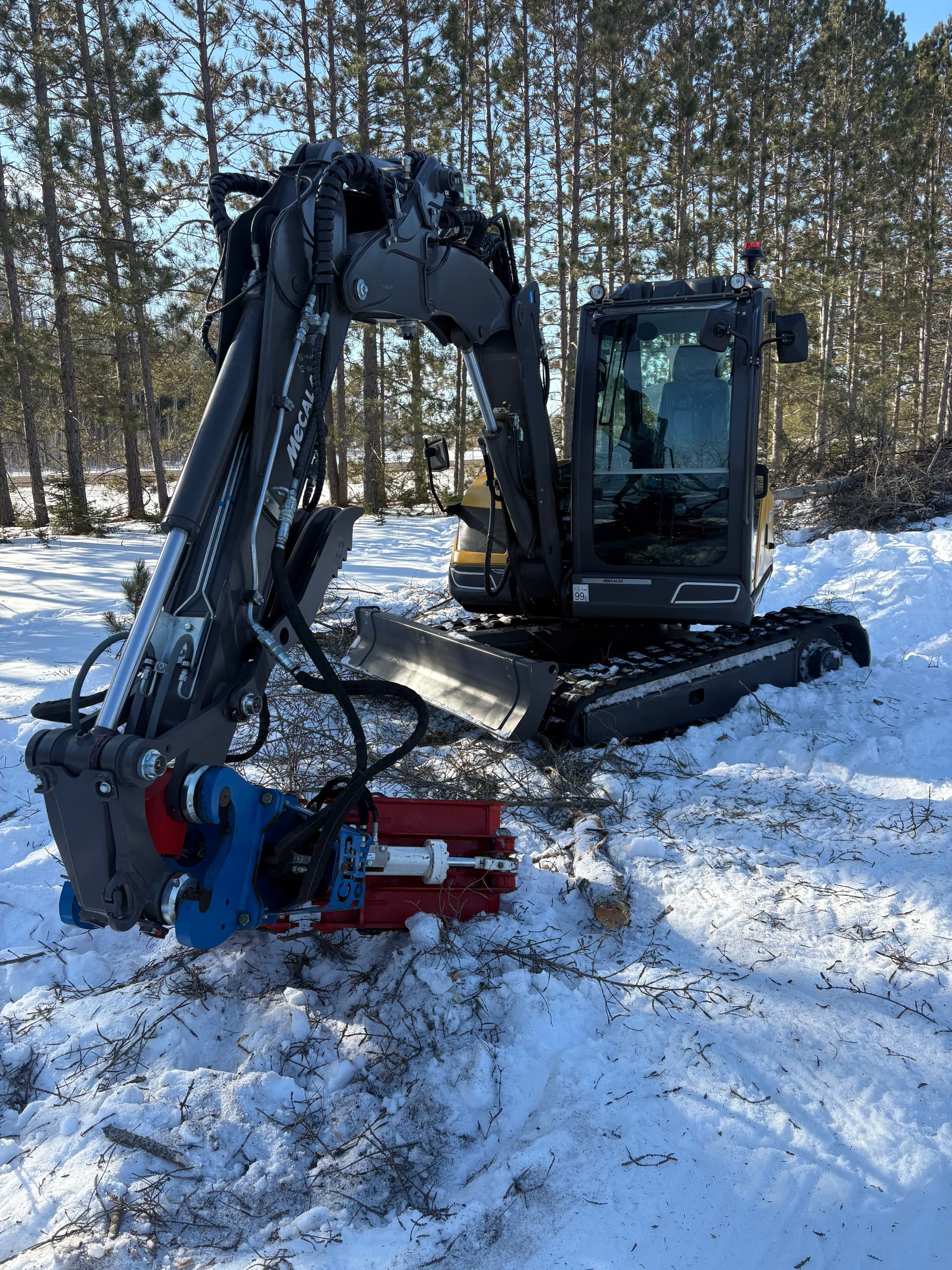 Why a Grapple Makes Land Clearing Way More Efficient image
